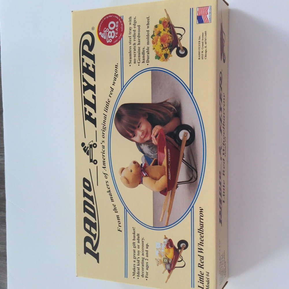 Radio Flyer Little Red Wheelbarrow